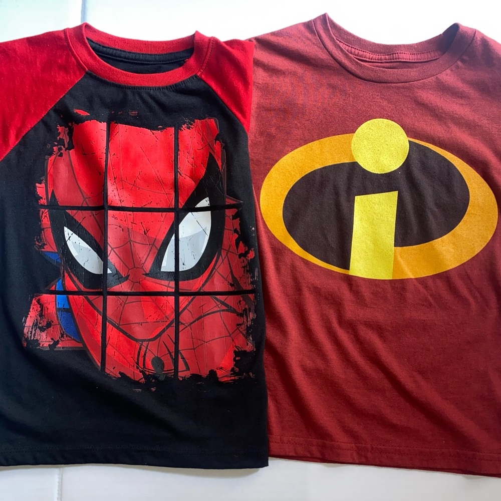 2 Boy's Tees Super Heroes Spider-Man & Incredibles Size 4